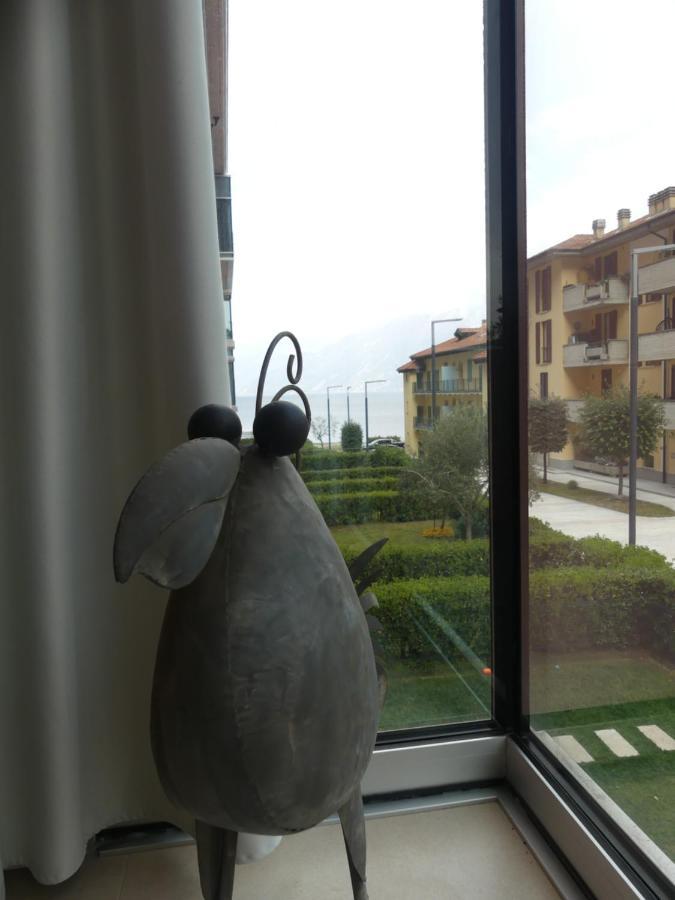 Dv Garda Suite Campione del Garda Bagian luar foto
