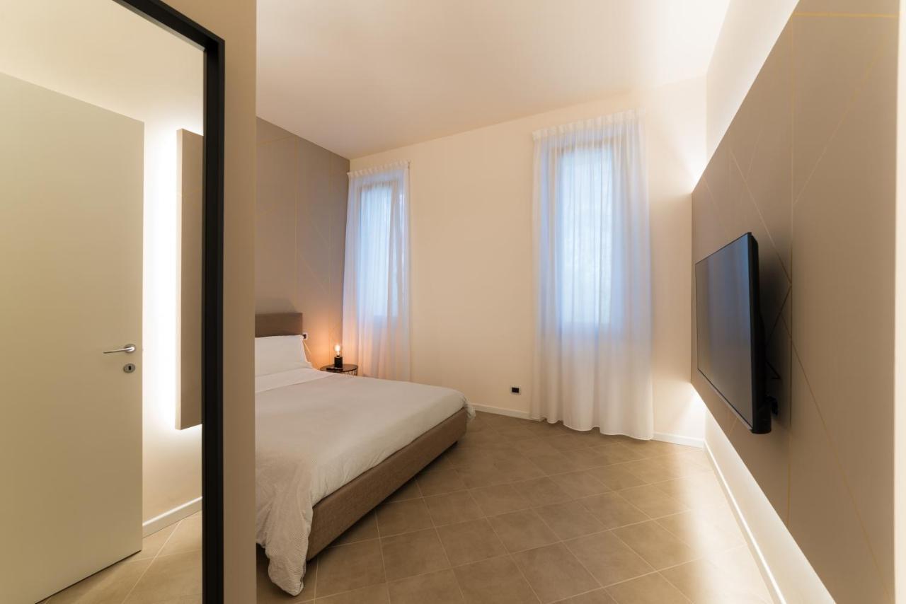 Dv Garda Suite Campione del Garda Bagian luar foto