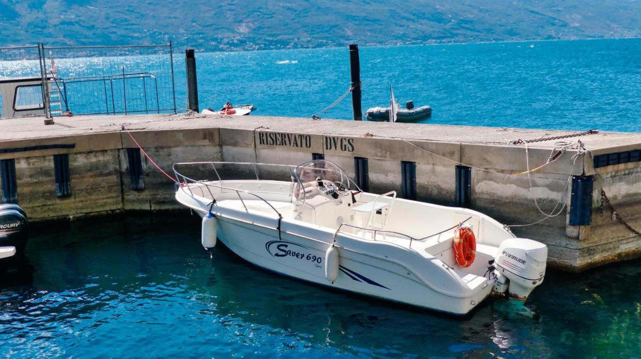 Dv Garda Suite Campione del Garda Bagian luar foto
