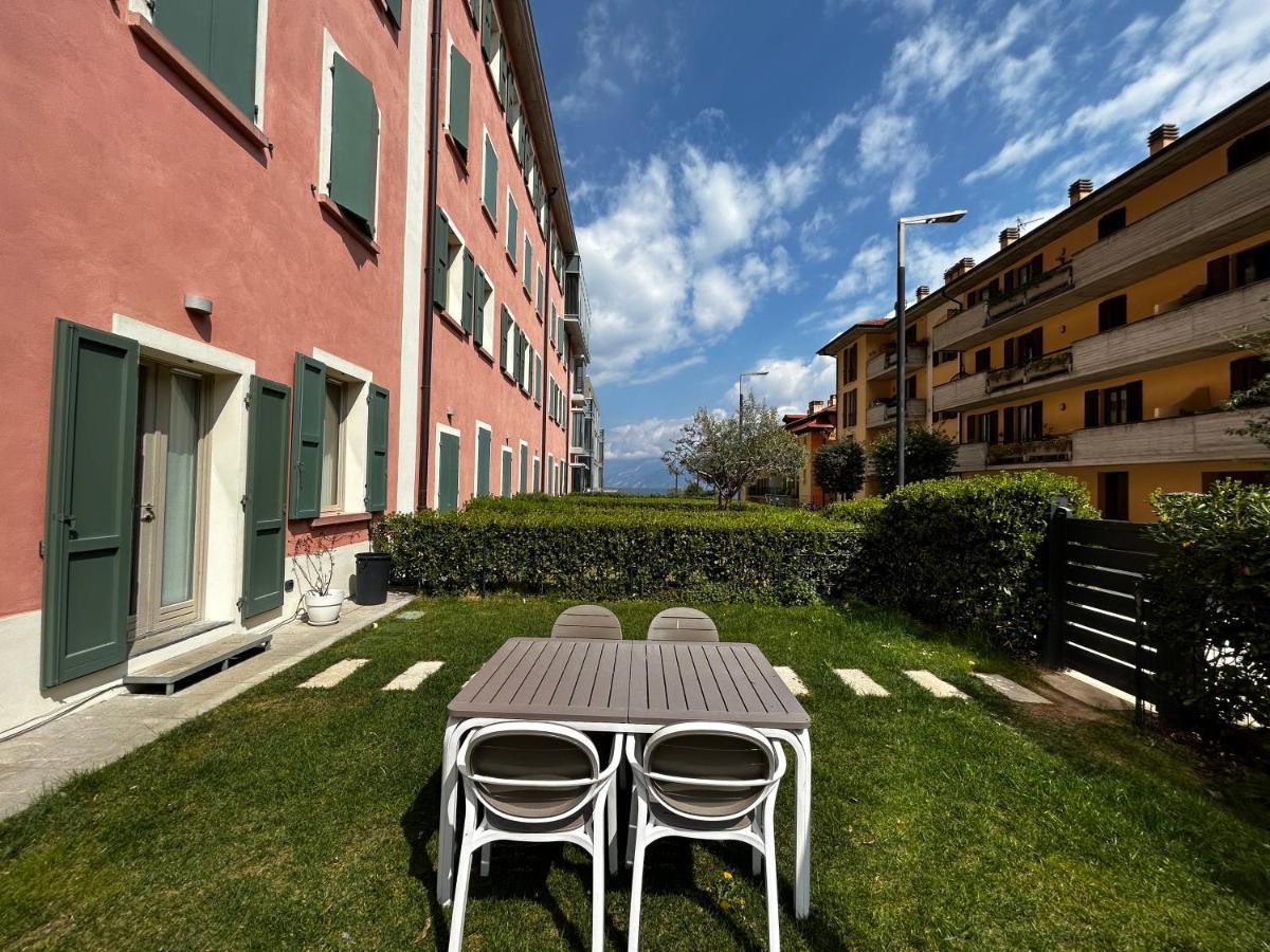 Dv Garda Suite Campione del Garda Bagian luar foto