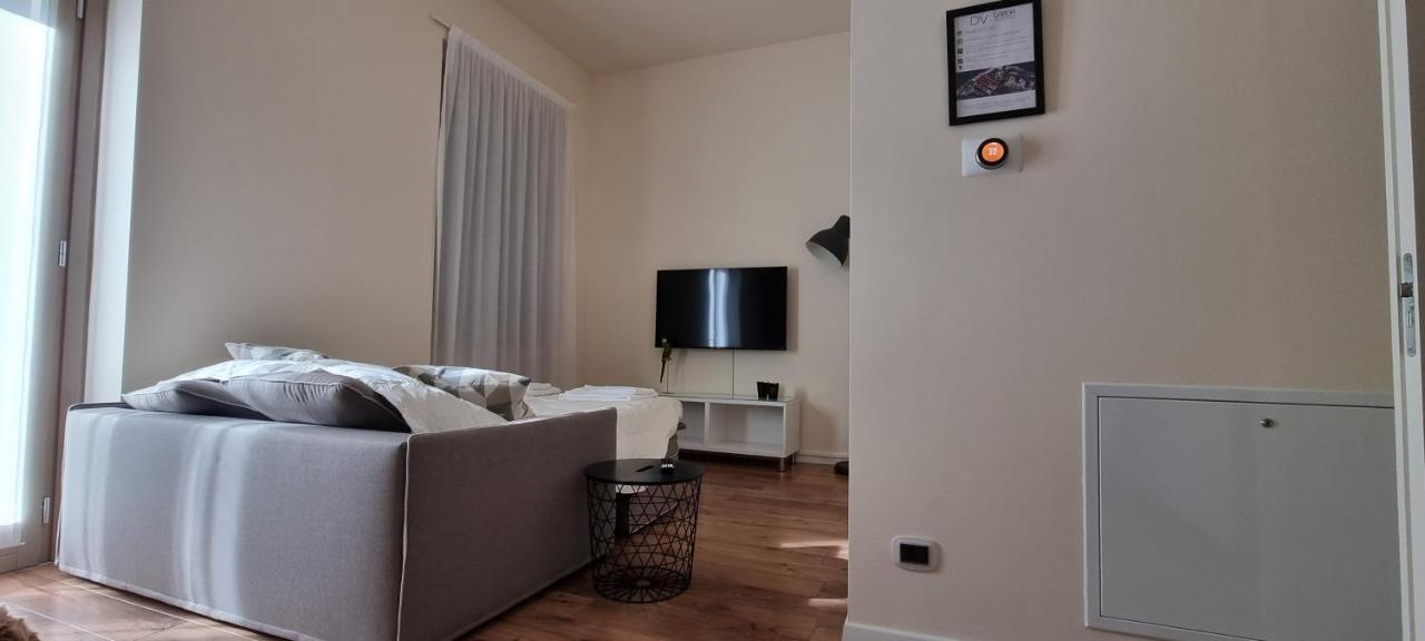 Dv Garda Suite Campione del Garda Bagian luar foto